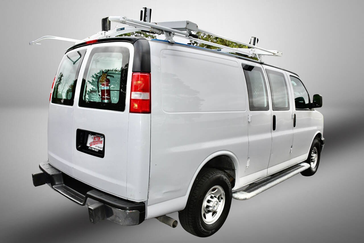 Used 2021 Chevrolet Express 2500 w/ Driver Convenience Package RWD image 9