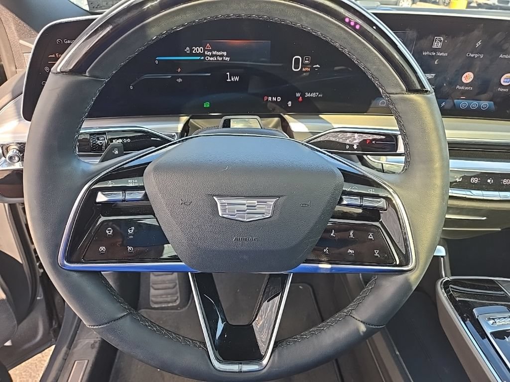 Certified 2023 Cadillac Lyriq AWD image 21
