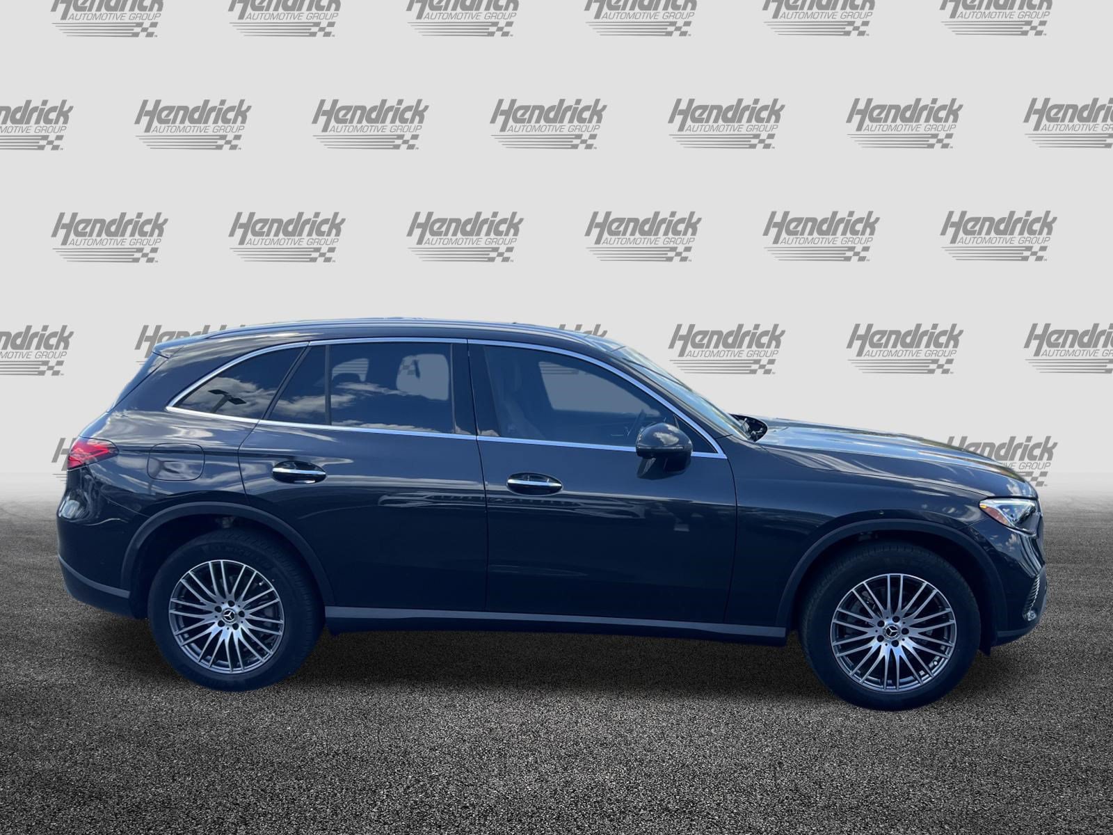 Certified 2026 Mercedes-Benz GLC 300 image 11