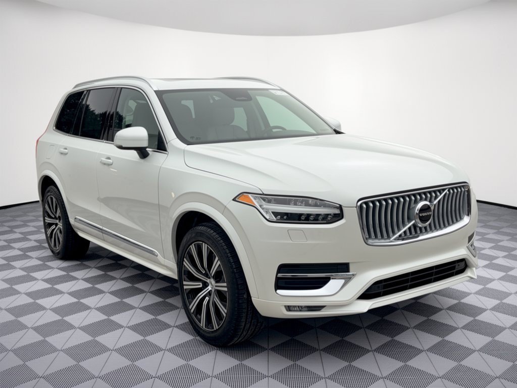 Certified 2025 Volvo XC90 B5 Core w/ Protection Package Premier AWD/4WD image 7