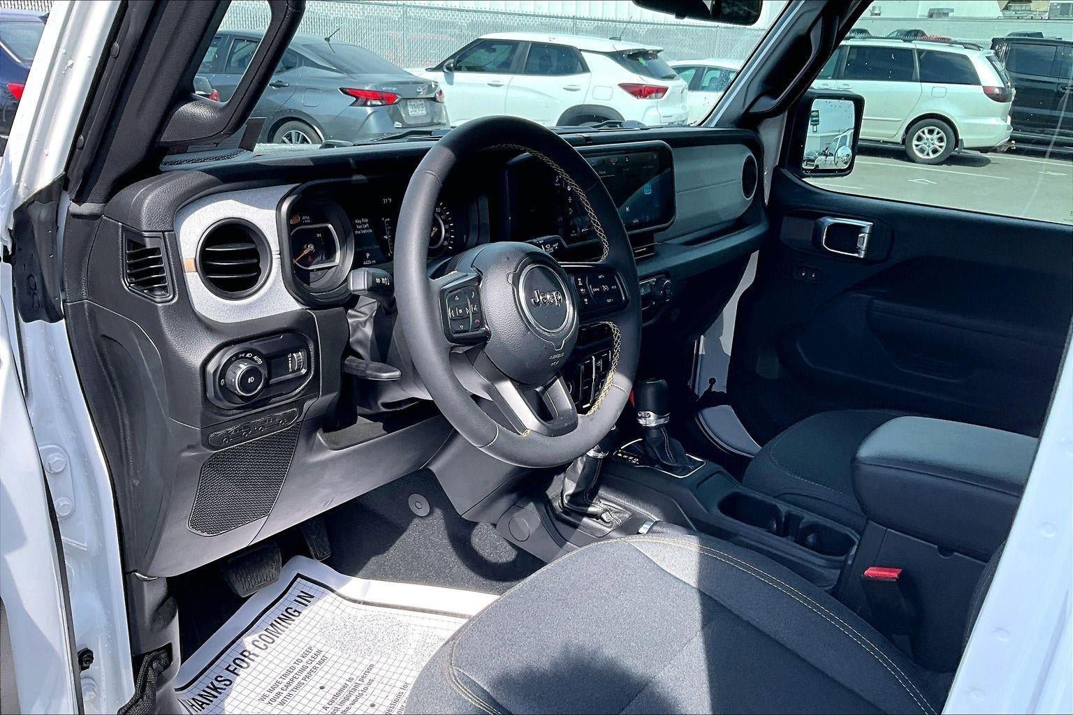 Used 2024 Jeep Wrangler Unlimited Sport AWD/4WD image 12
