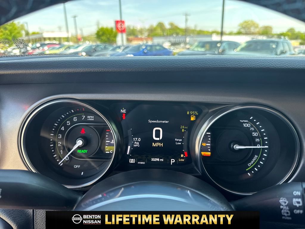 Used 2023 Jeep Wrangler Unlimited Rubicon 4xe image 15