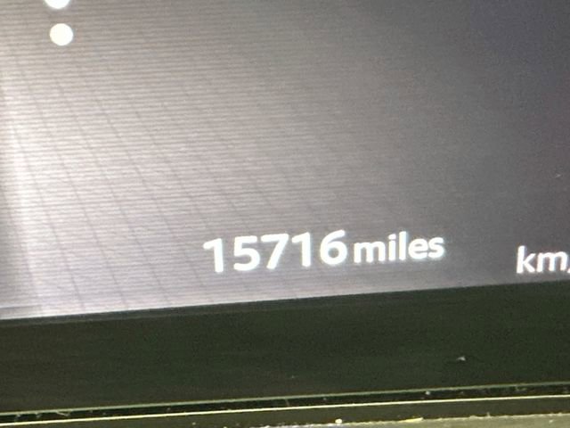 Used 2023 Nissan Ariya FWD image 16