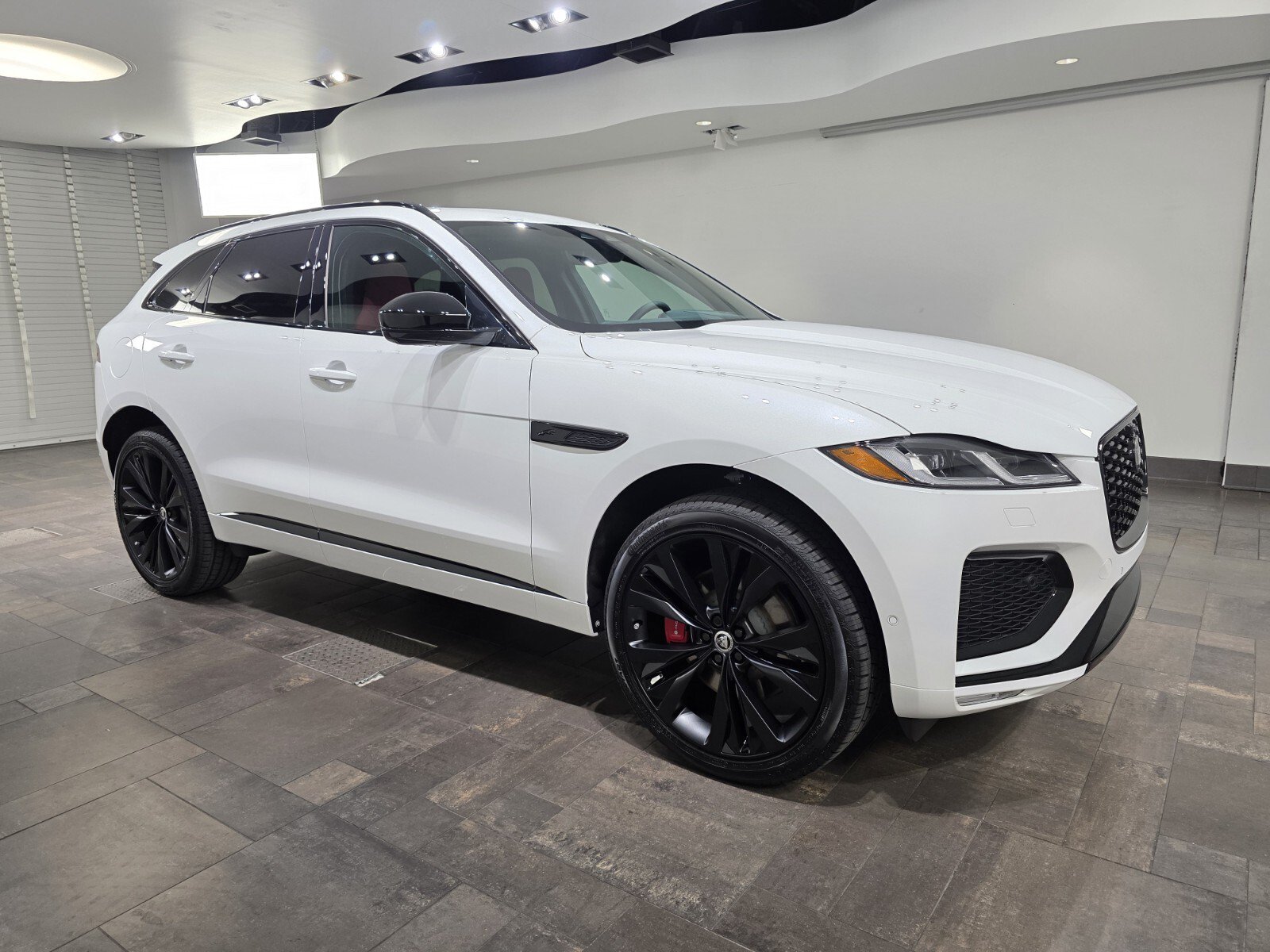 New 2026 Jaguar F-PACE R-Dynamic S AWD/4WD image 28