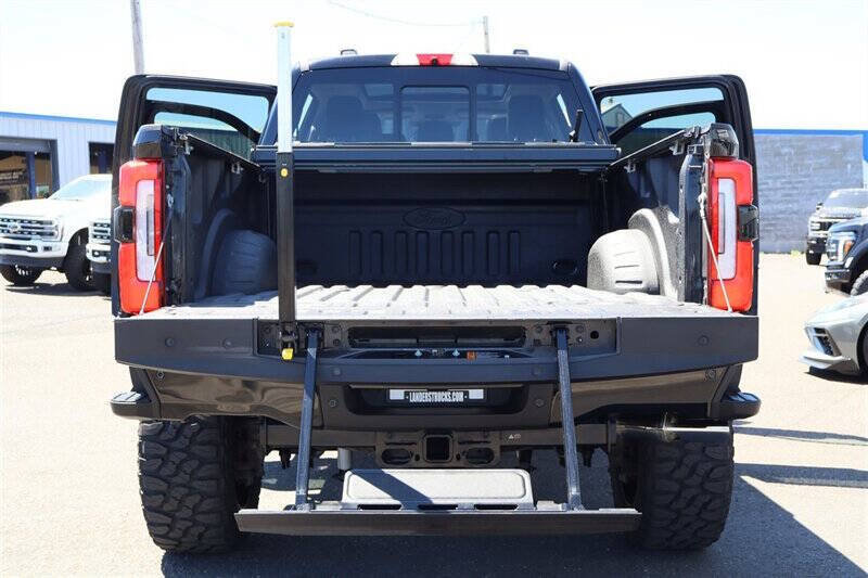 Used 2023 Ford F350 Limited w/ FX4 Off-Road Package AWD/4WD image 39