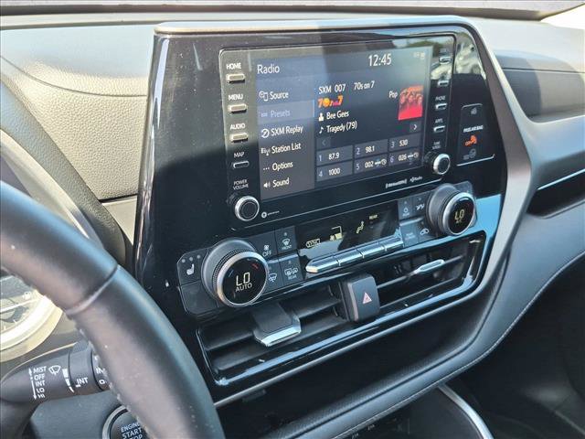 Used 2021 Toyota Highlander XLE FWD image 14