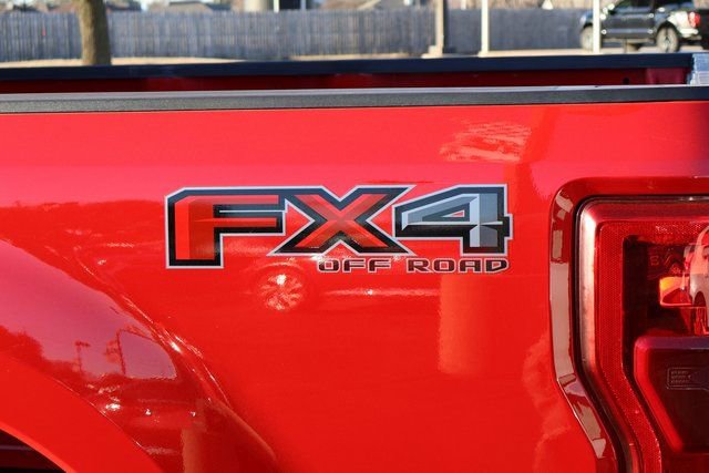 Used 2019 Ford F250 Lariat w/ Chrome Package image 11