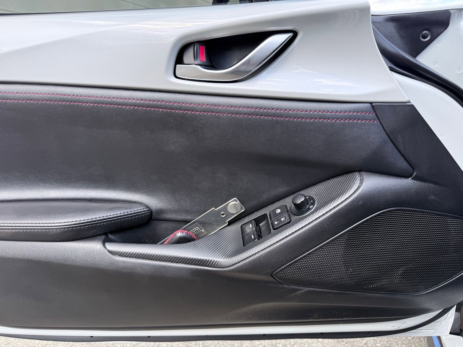 Used 2018 MAZDA MX-5 Miata RF Grand Touring image 38