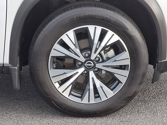 Used 2023 Nissan Rogue SV w/ SV Premium B Package AWD/4WD image 11