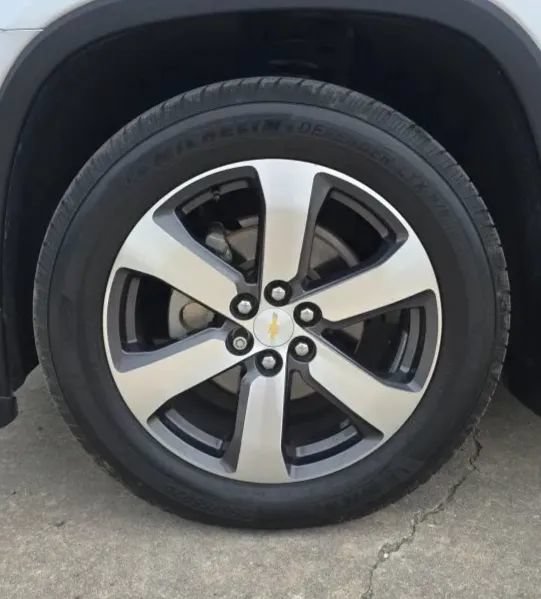 Used 2019 Chevrolet Traverse LT w/ LT Premium Package AWD/4WD image 53