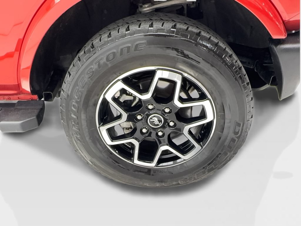 Used 2024 Ford Bronco Outer Banks AWD/4WD image 15