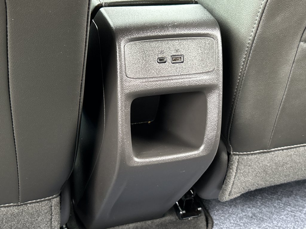 Used 2025 Buick Envista Sport Touring w/ Convenience II Package FWD image 18
