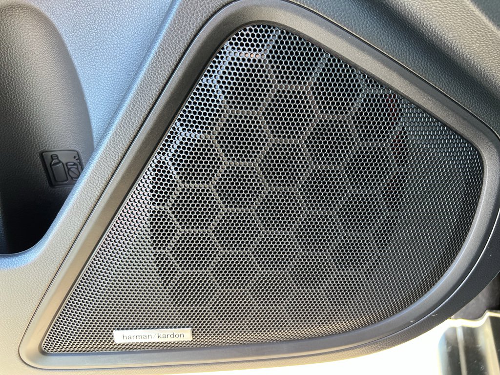 Certified 2025 Subaru Outback Limited image 25