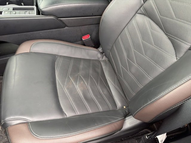 Used 2025 Nissan Pathfinder Platinum image 25