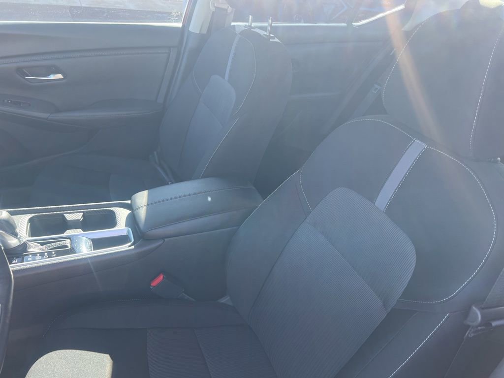 Certified 2025 Nissan Sentra SV w/ All-Weather Package image 5