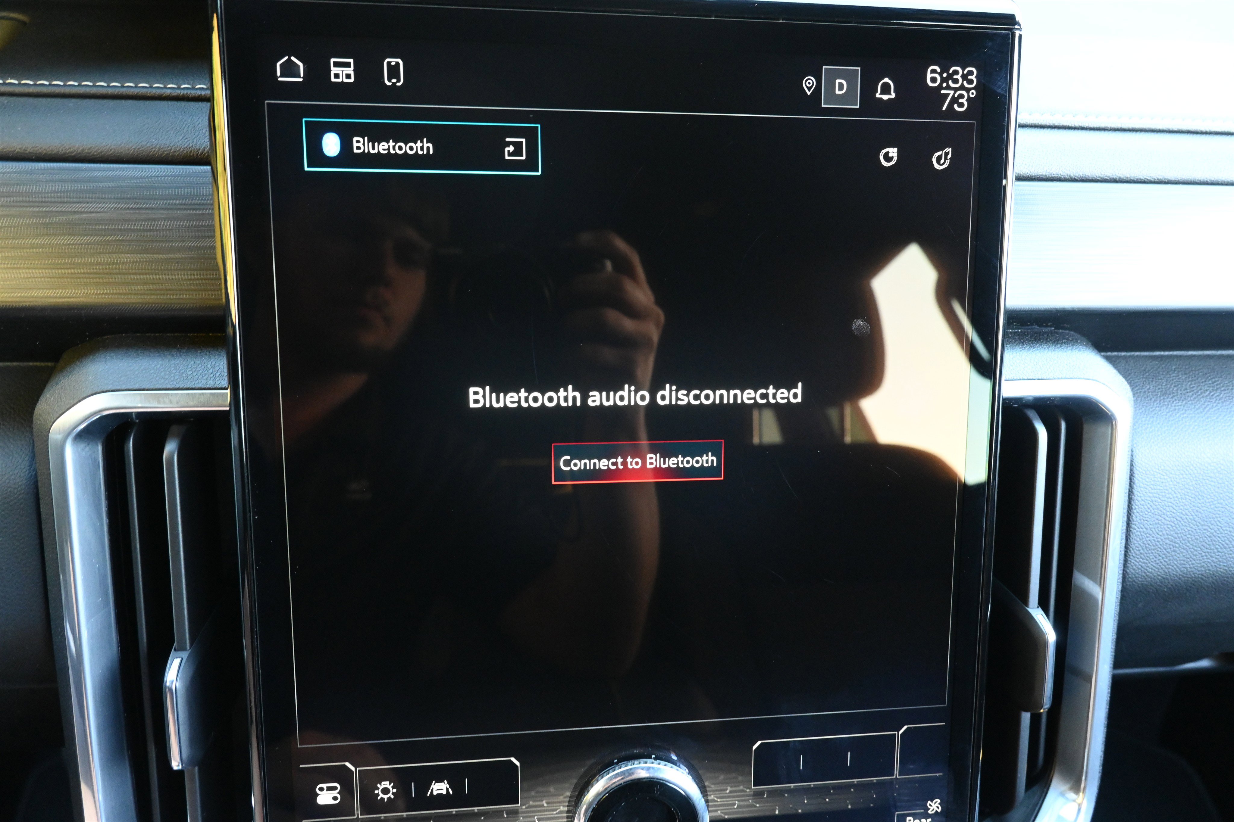 Used 2025 GMC Acadia Elevation image 29