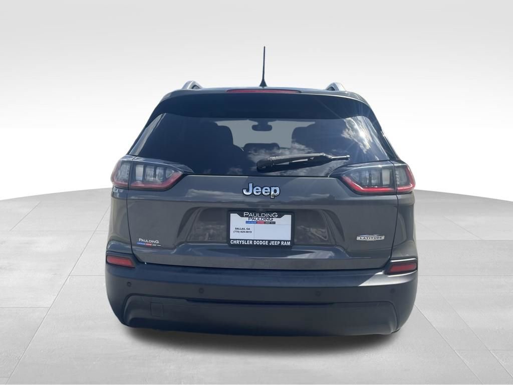 Used 2019 Jeep Cherokee Latitude Plus w/ Comfort/Convenience Group image 6