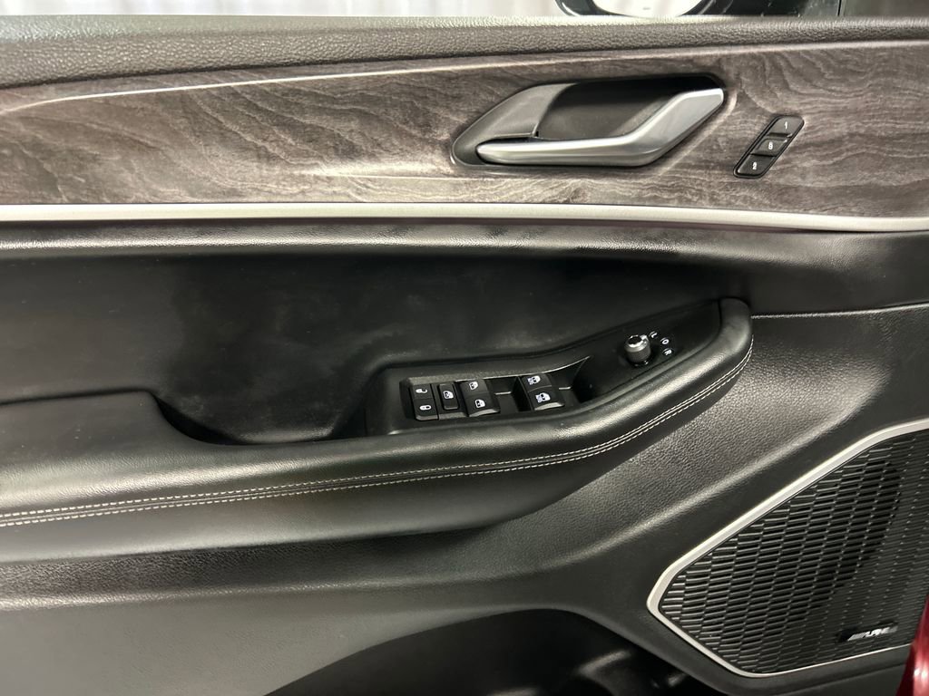 Used 2021 Jeep Grand Cherokee L Limited image 14