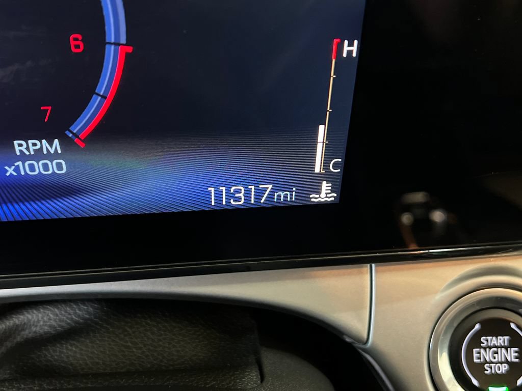Used 2024 Chevrolet Trax LT FWD image 21