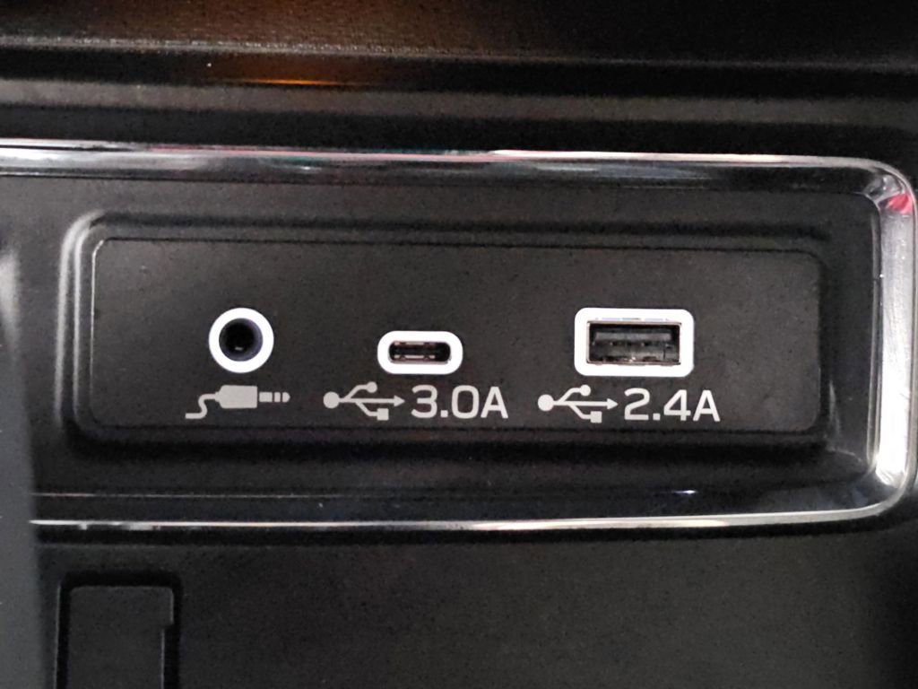 Used 2024 Subaru Ascent Premium w/ Convenience Package image 19