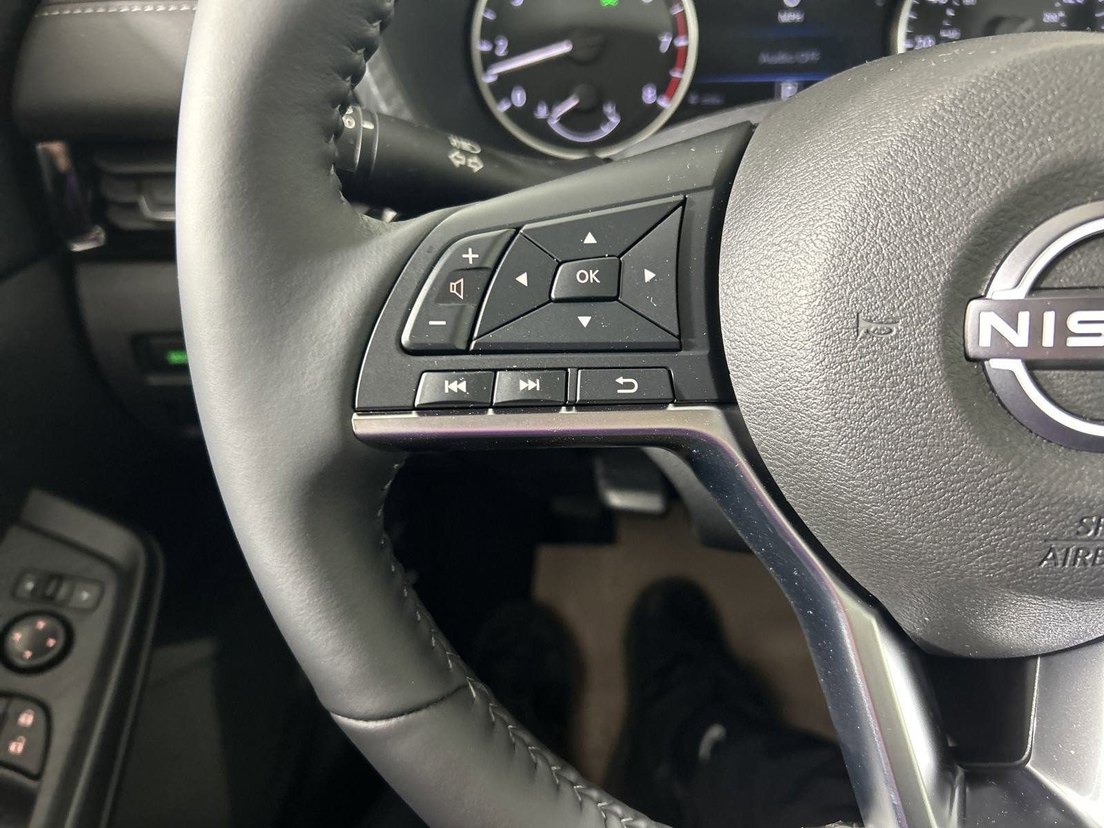 New 2025 Nissan Sentra SV w/ All-Weather Package FWD image 15