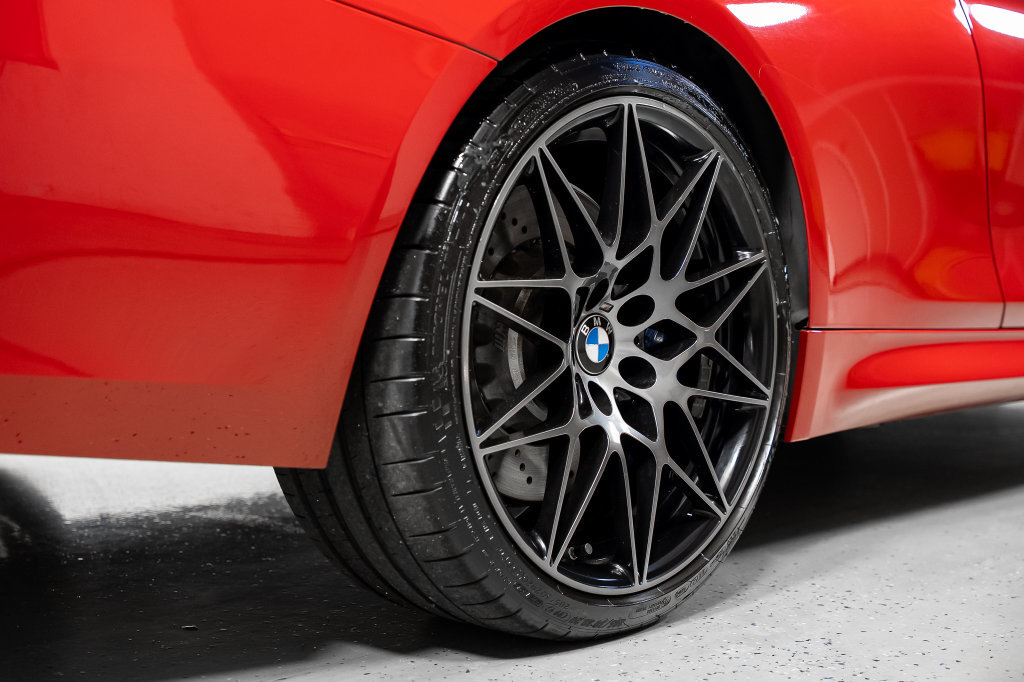 Used 2020 BMW M4 Convertible w/ Competition Package RWD image 7