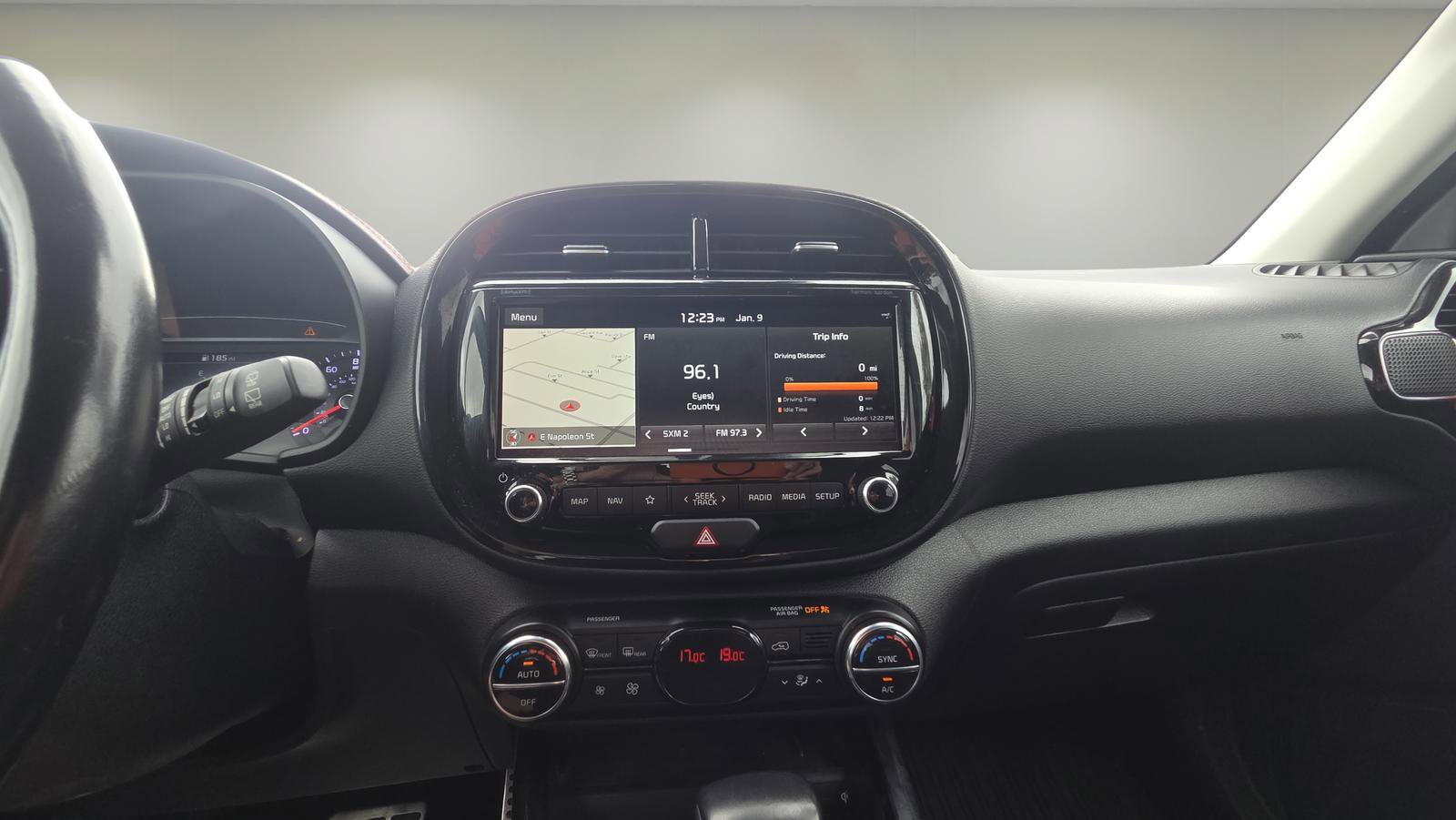 Used 2020 Kia Soul GT-Line Turbo FWD image 10