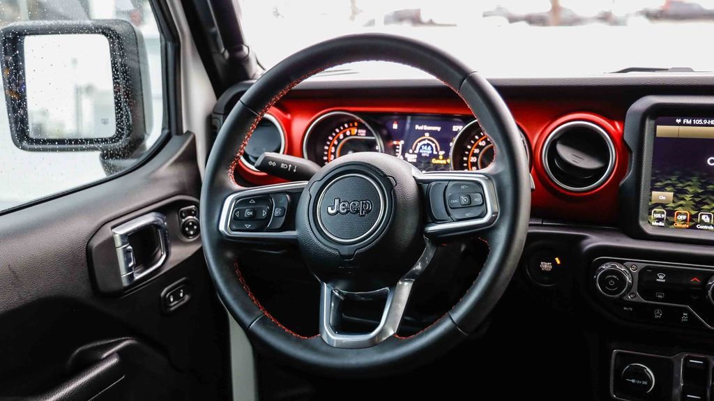 Used 2023 Jeep Gladiator Rubicon w/ Trailer Tow Package image 18