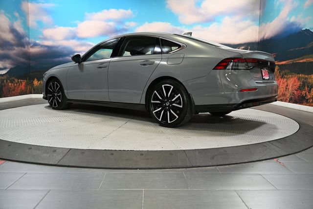 Used 2025 Honda Accord Touring image 6