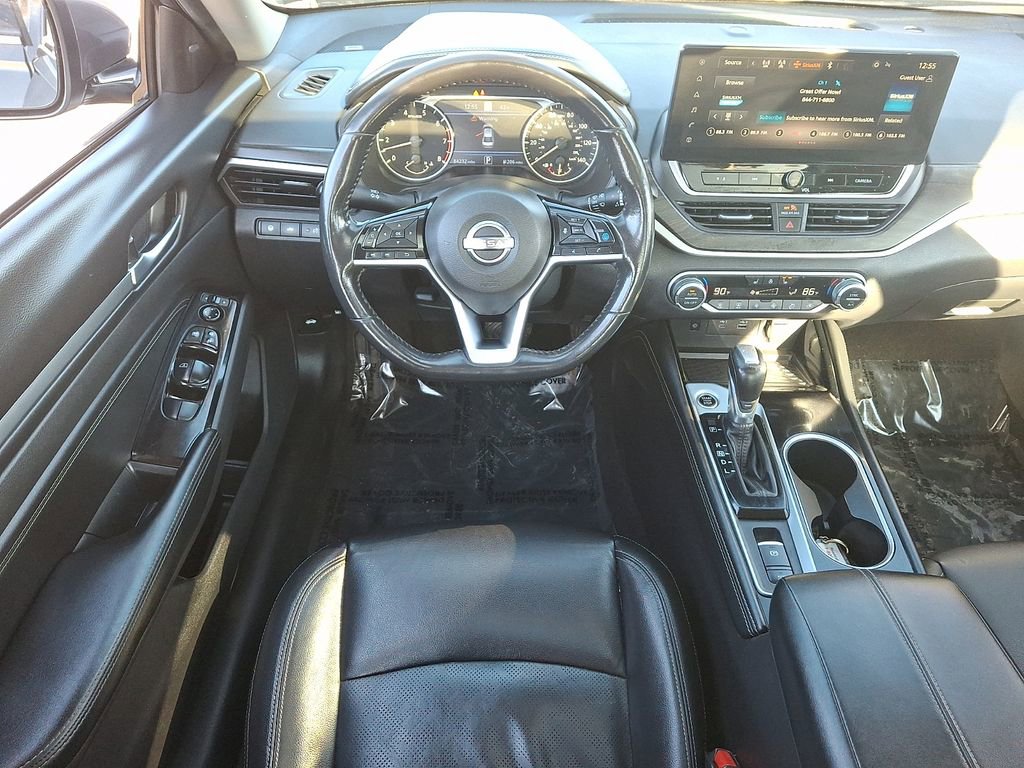Used 2023 Nissan Altima 2.5 SL FWD image 13