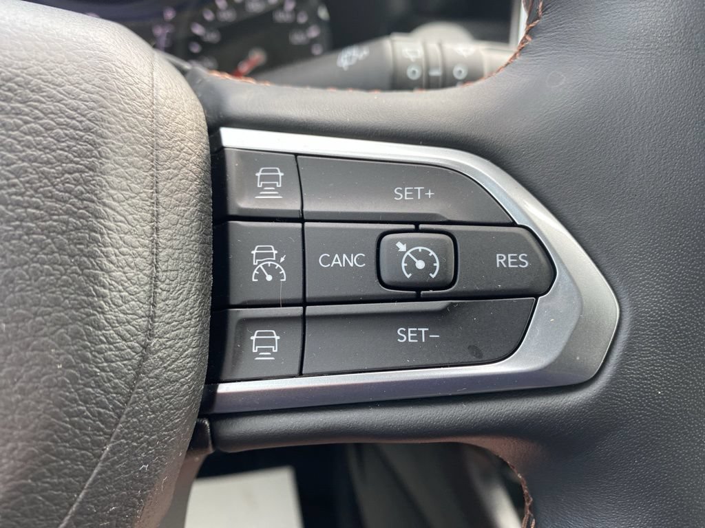 Used 2022 Jeep Compass Limited AWD/4WD image 26