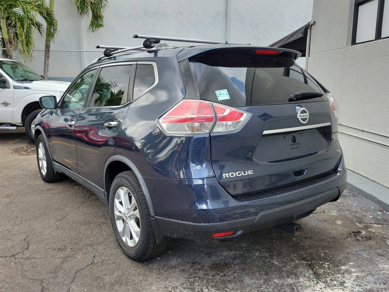 Used 2015 Nissan Rogue SV image 6