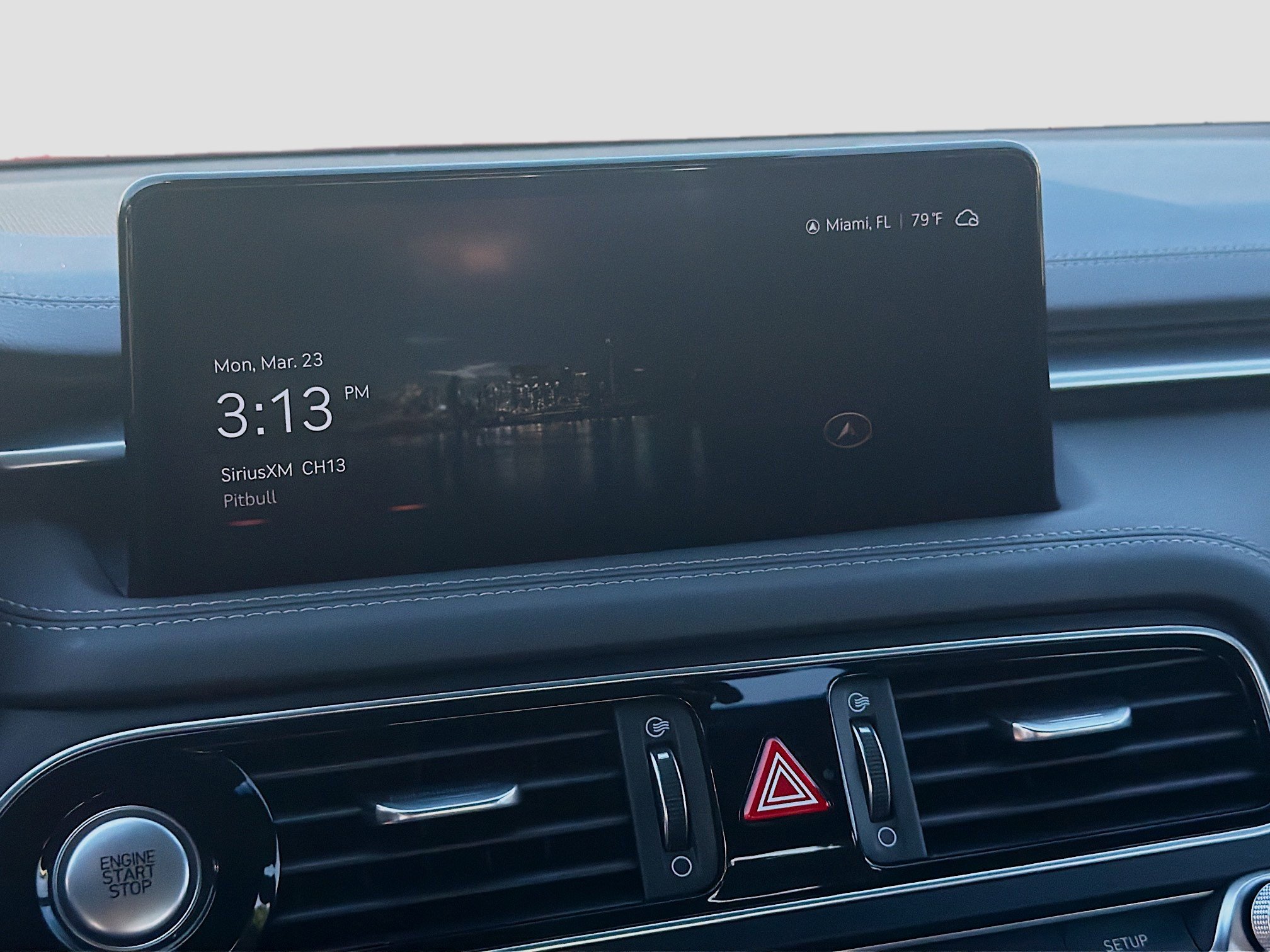 Used 2022 Genesis G70 3.3T image 12