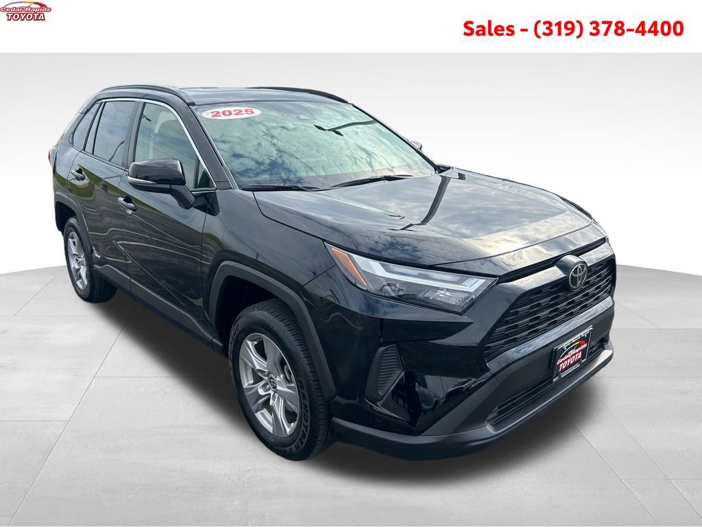 Certified 2025 Toyota RAV4 XLE w/ Convenience Package AWD/4WD image 10