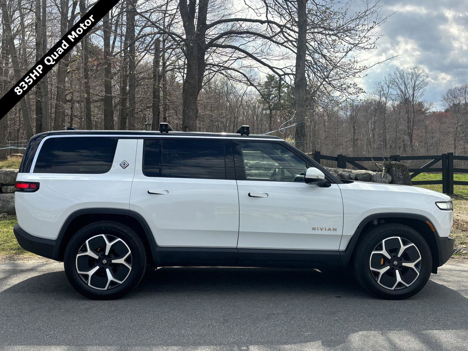 Used 2023 Rivian R1S Adventure image 2