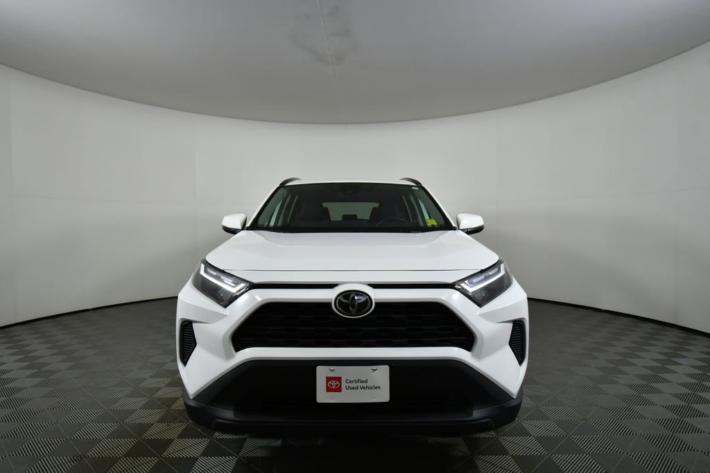 Used 2025 Toyota RAV4 XLE image 7