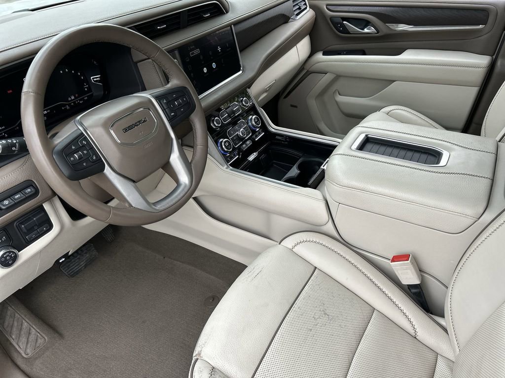 Used 2023 GMC Yukon XL Denali w/ Max Trailering Package AWD/4WD image 10