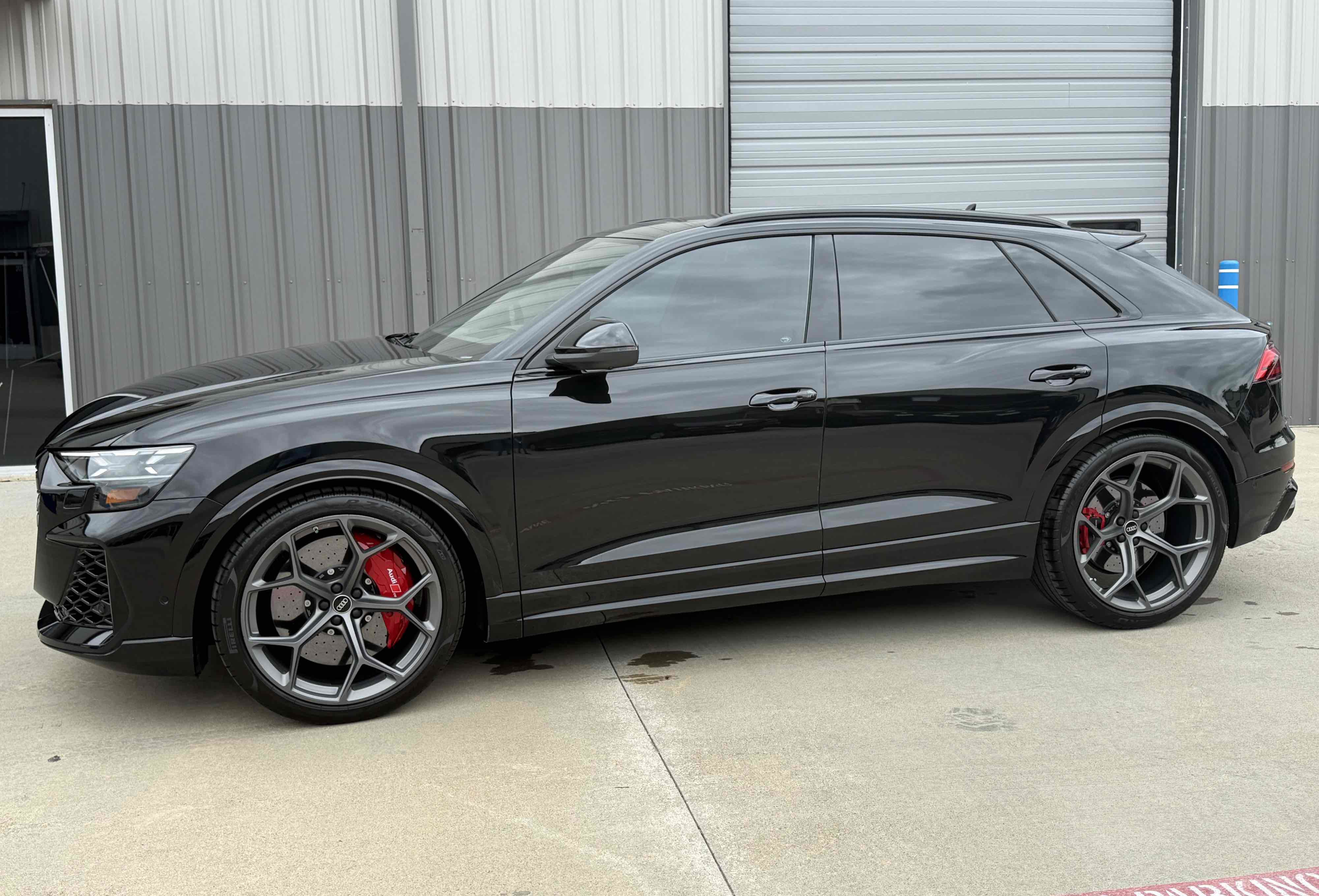 Used 2025 Audi RS Q8 performance image 6