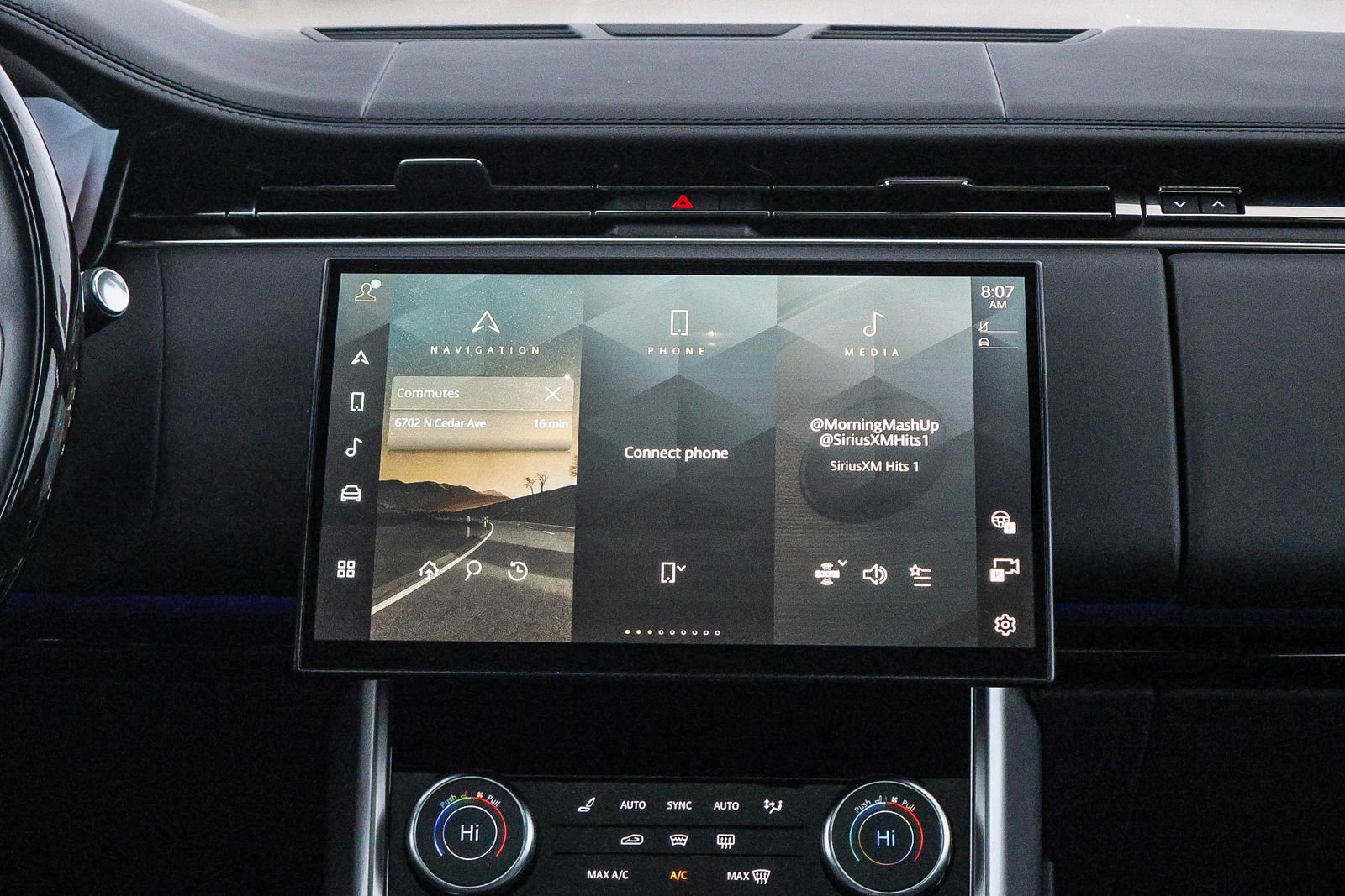 Used 2023 Land Rover Range Rover SE image 24