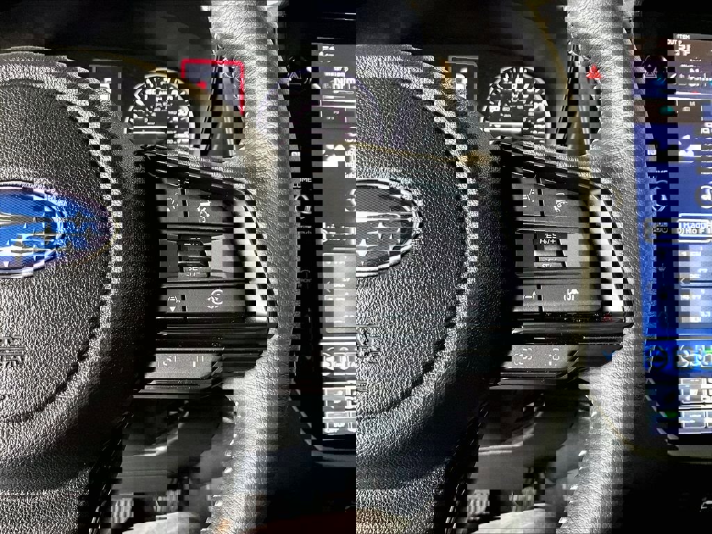 Used 2025 Subaru Forester Premium AWD/4WD image 24