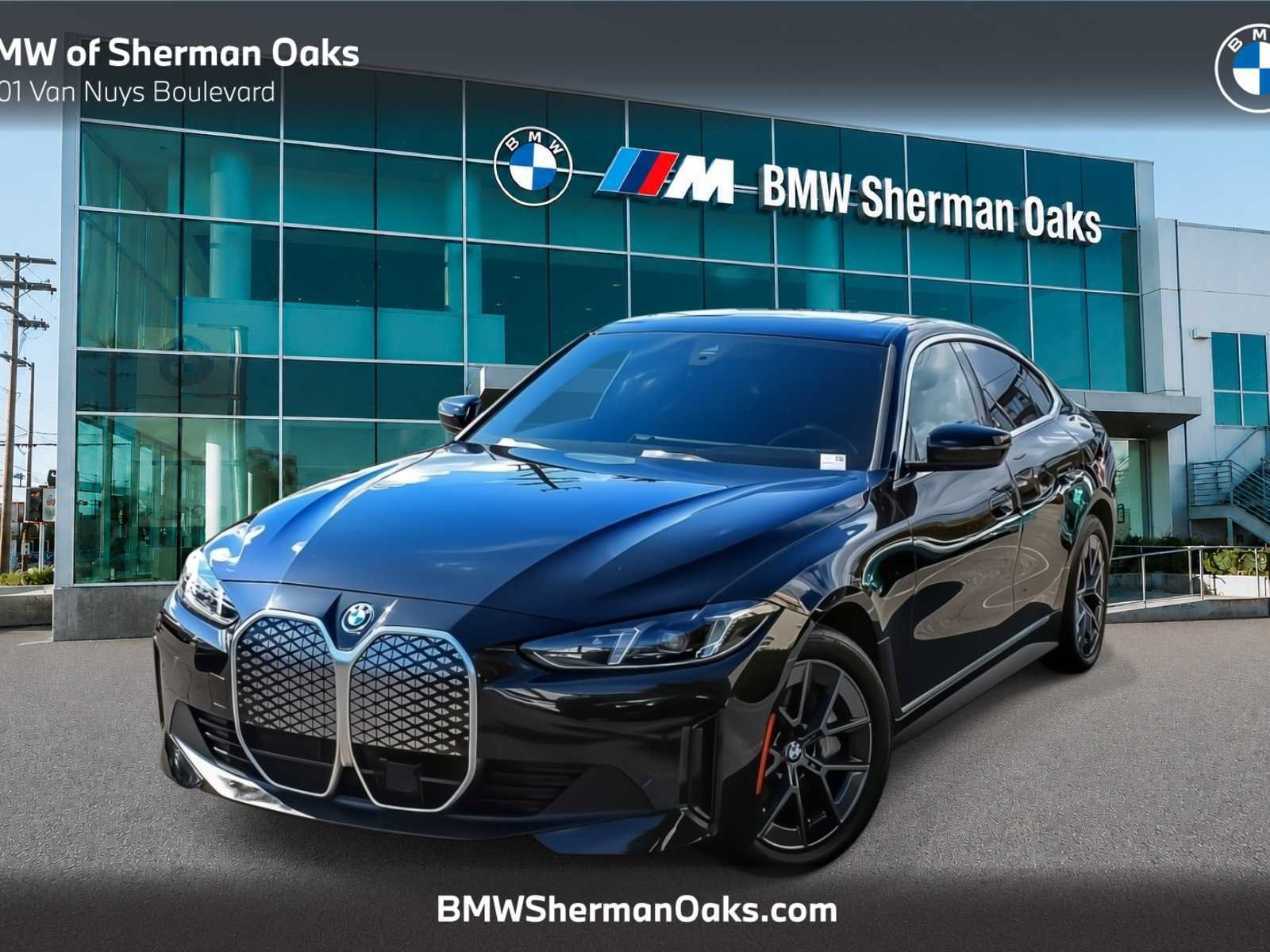 Used 2025 BMW i4 eDrive40 w/ Driving Assistance Package RWD image 1