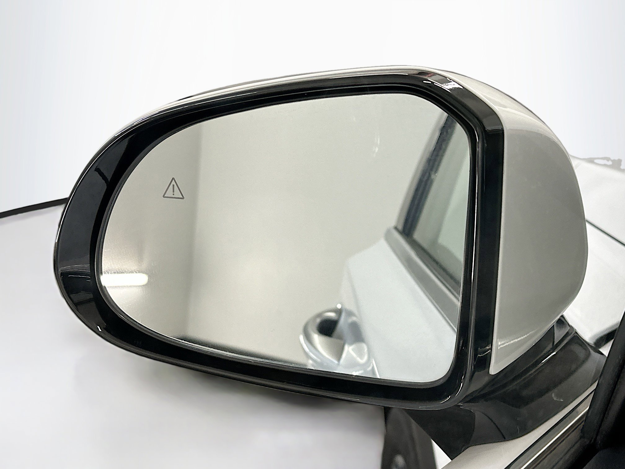 Used 2023 Hyundai Santa Fe SEL Convenience image 16