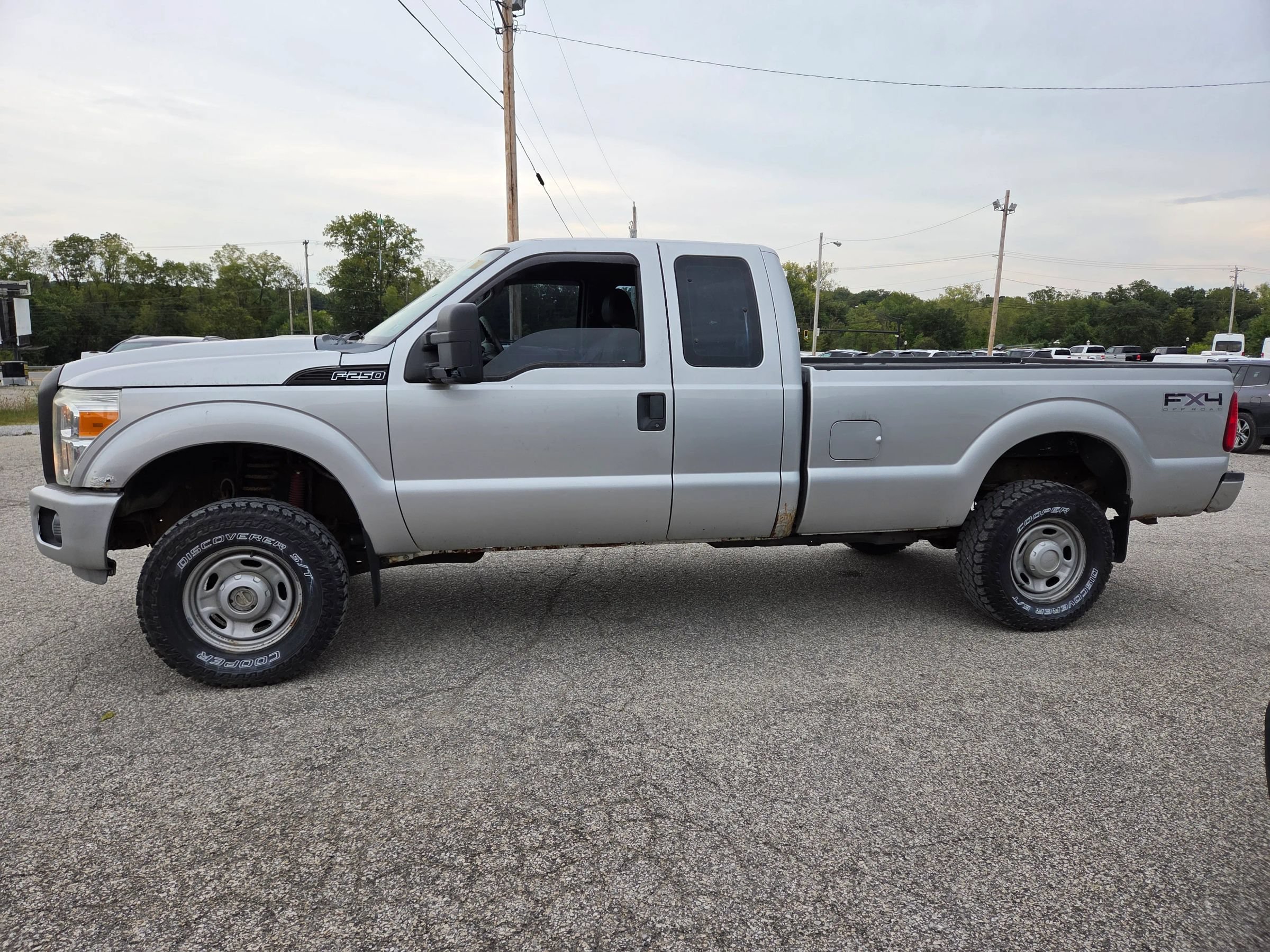 Used 2012 Ford F250 XL AWD/4WD image 1