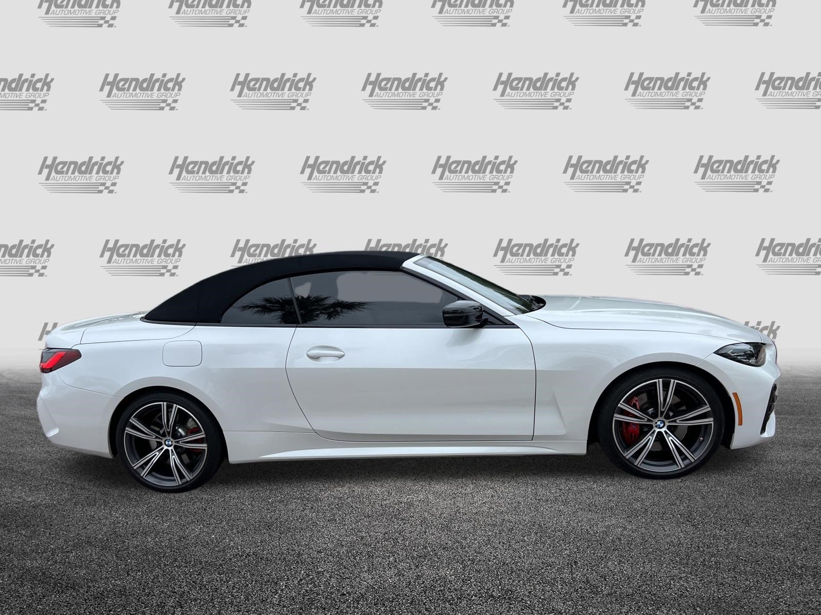 Certified 2023 BMW 430i Convertible w/ M Sport Package RWD image 11