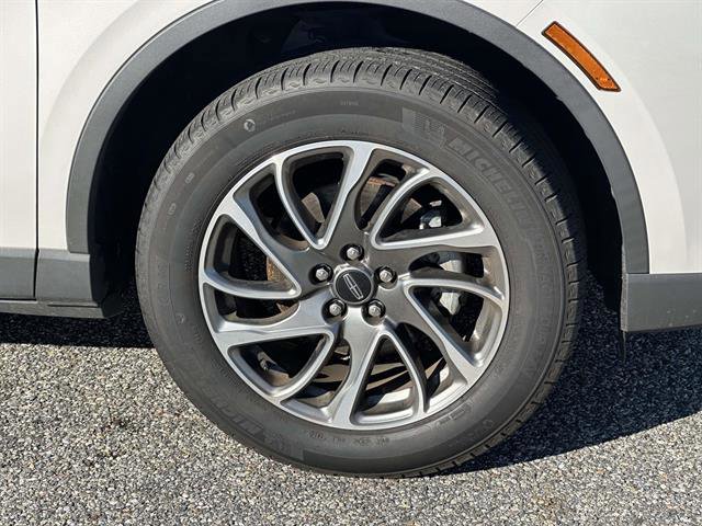 Used 2022 Lincoln Corsair AWD w/ Equipment Group 101A image 7