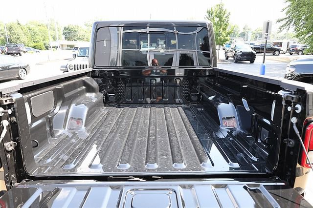 New 2025 Jeep Gladiator Sport image 9