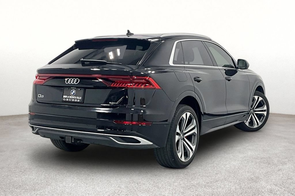 Used 2019 Audi Q8 Prestige AWD/4WD image 2