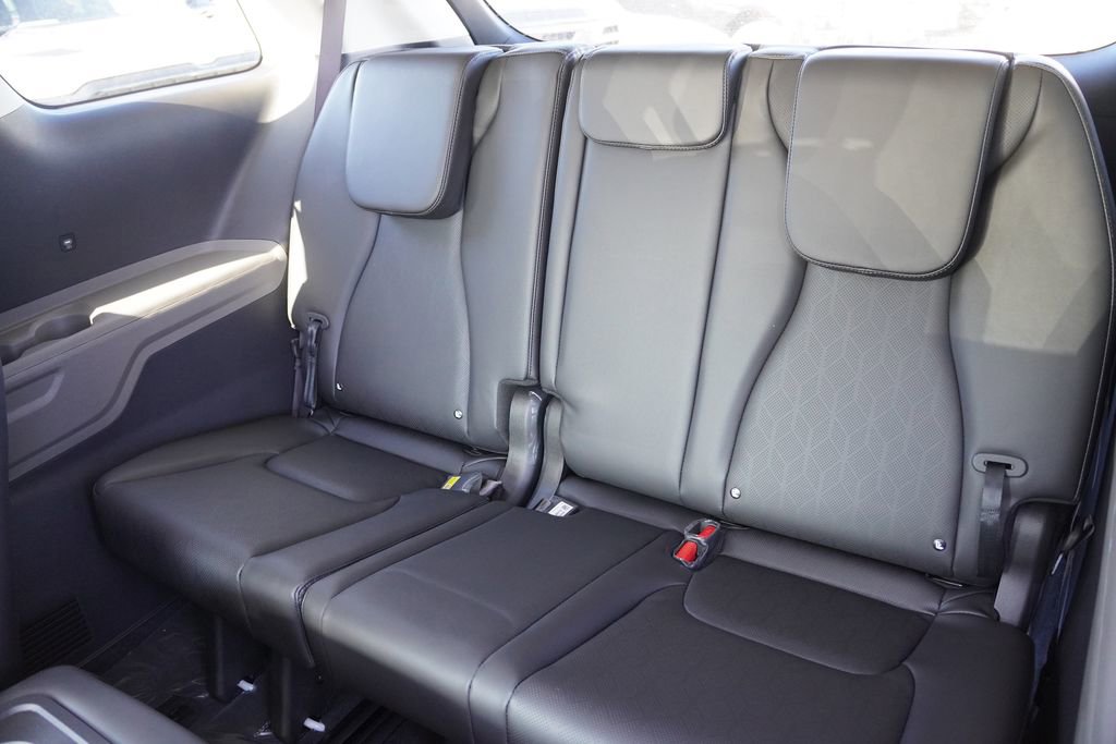 New 2026 Kia Carnival LXS FWD image 12