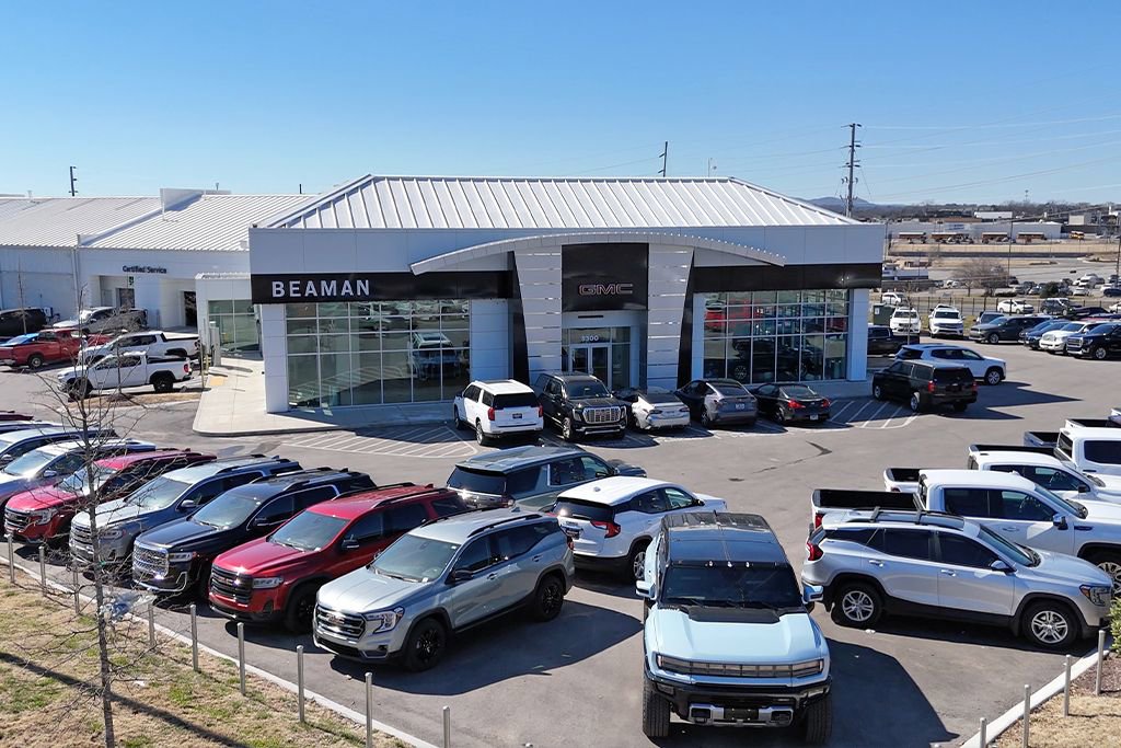 Used 2024 GMC Terrain SLT image 33