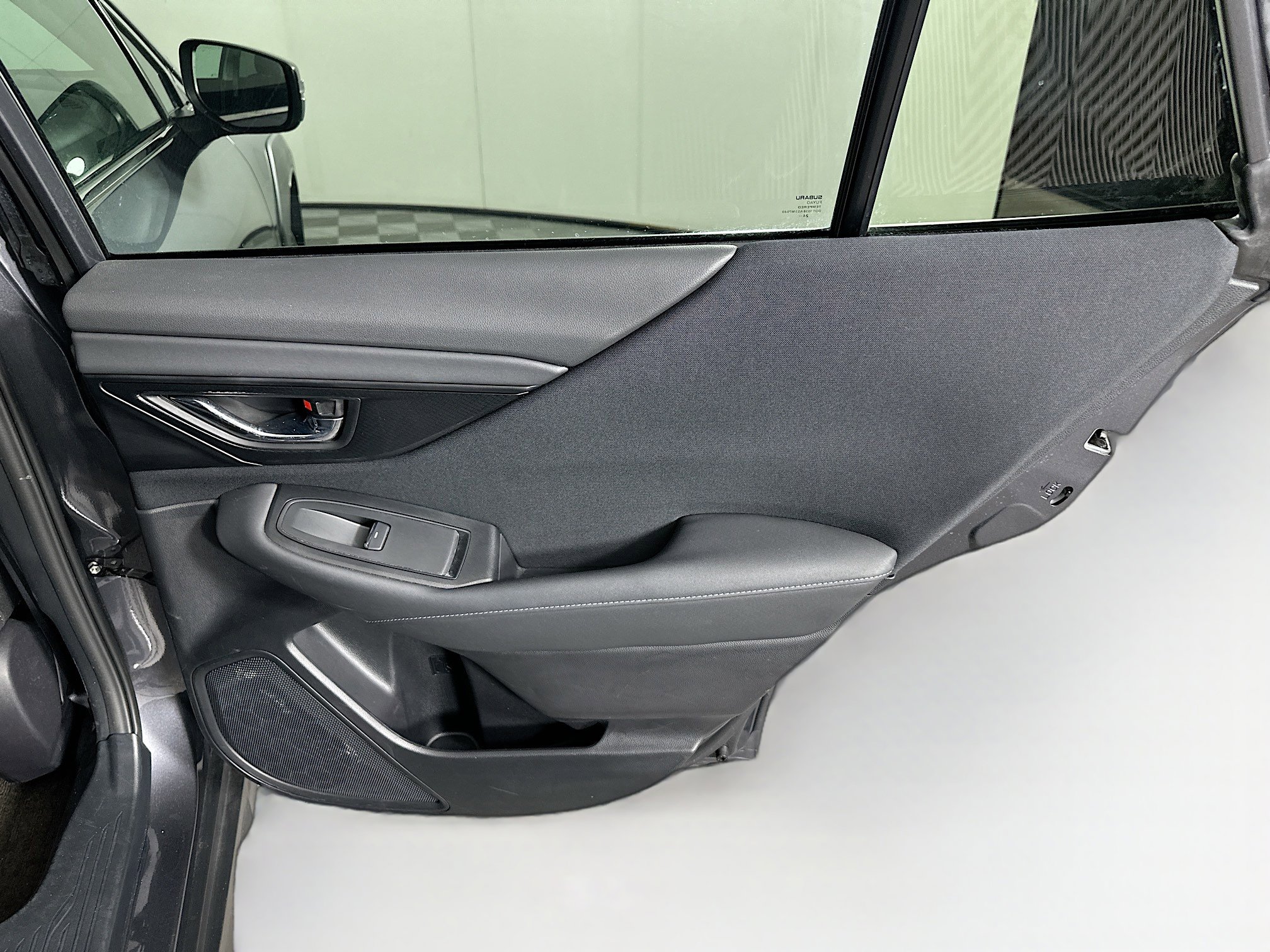 Used 2025 Subaru Outback Premium AWD/4WD image 30